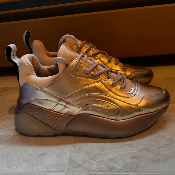 STELLA MCCARTNEY Metallic Rose Gold Faux Leather Eclypse Sneakers - Size IT 39 - Picture 1 of 11
